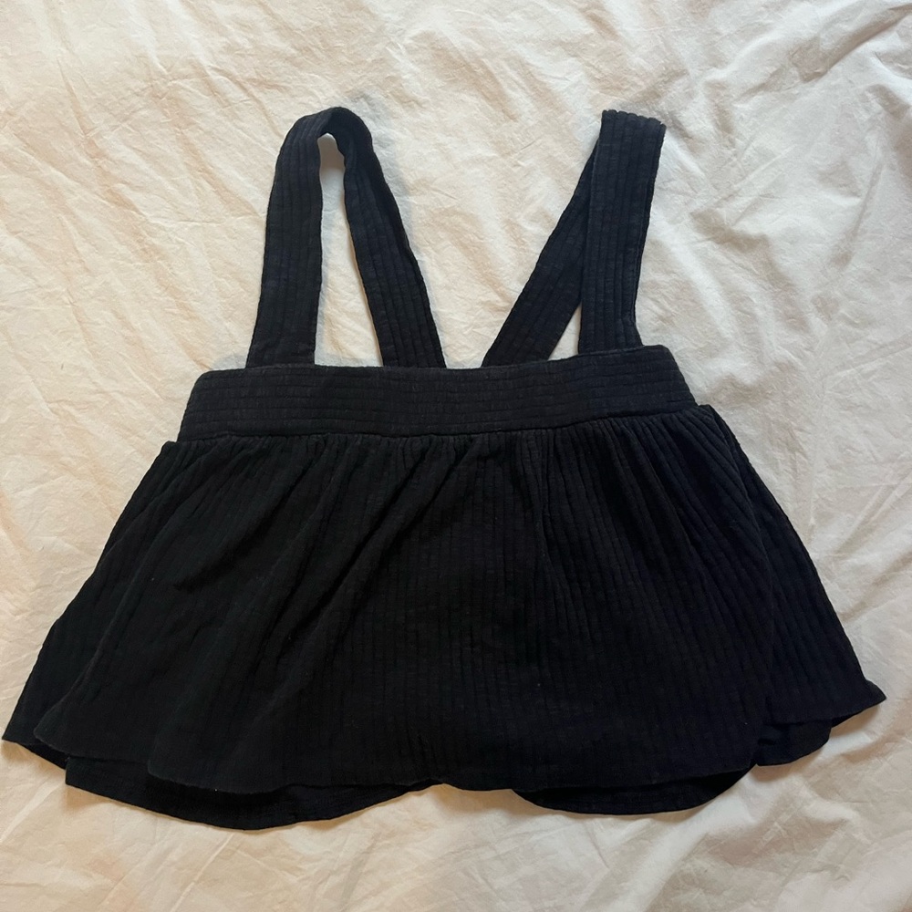 Black Sleeveless Top